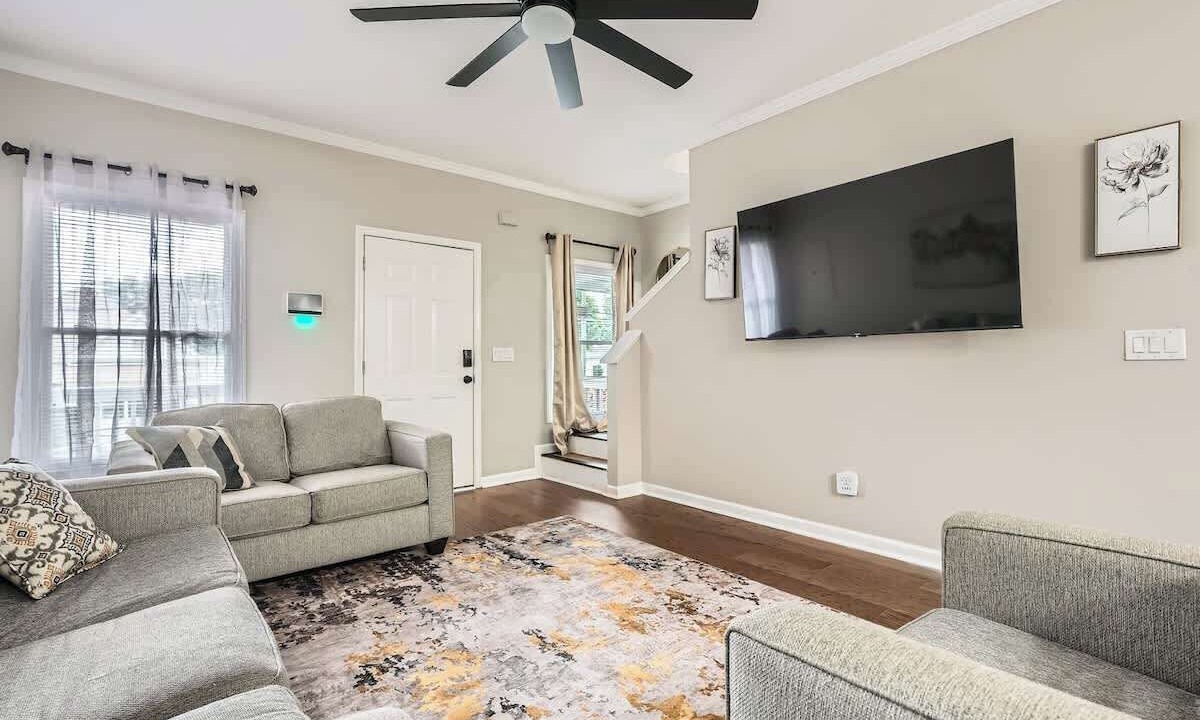 Photo of Livingroom in Pittsburgh