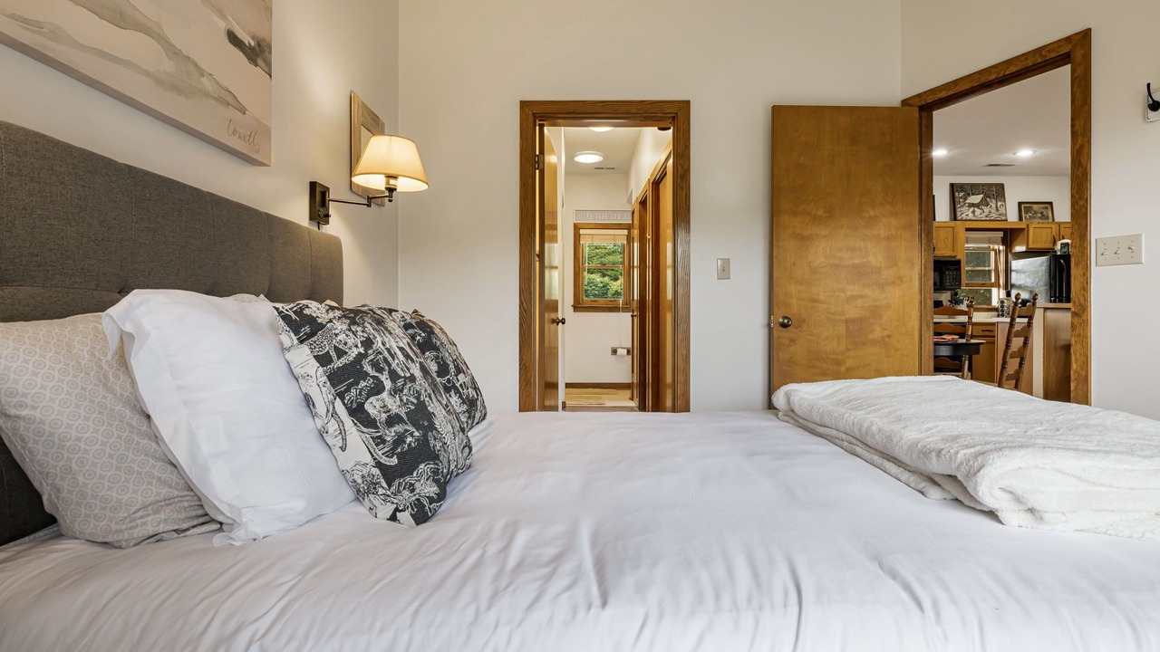 Photo of Bedroom in Wolf Laurel