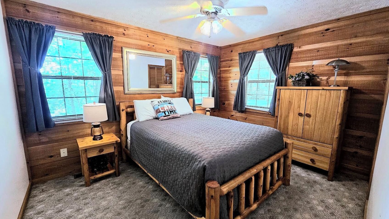 Photo of Bedroom in Sevierville