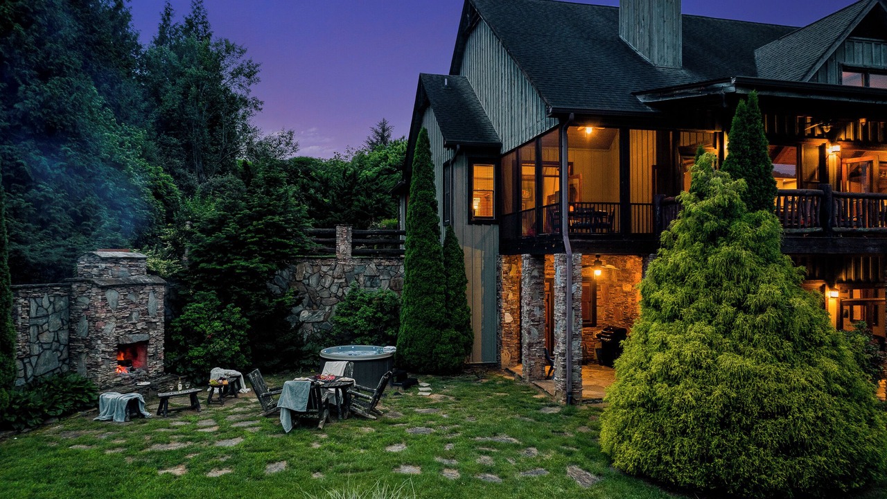 Photo of Outdoor in River Ridge
