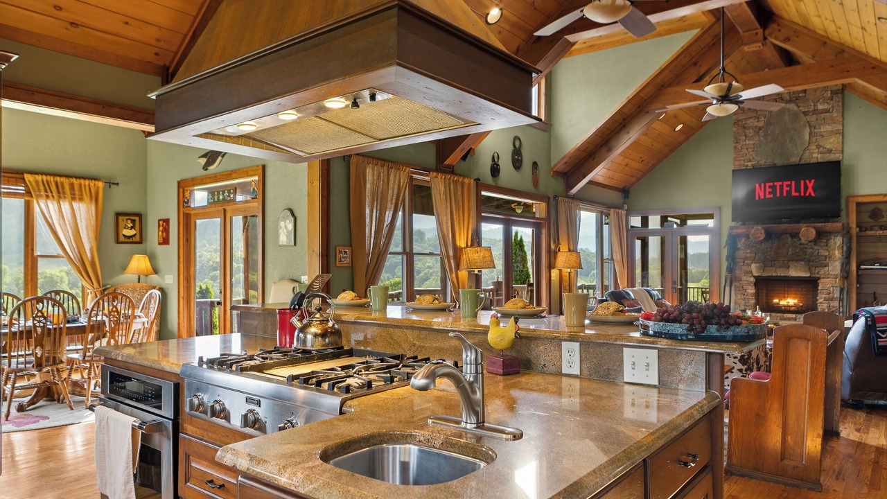 Photo of Kitchen in River Ridge