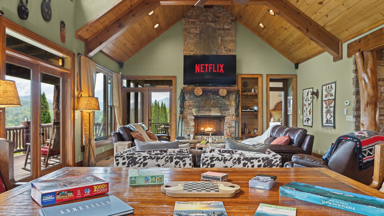 Photo of Livingroom in River Ridge