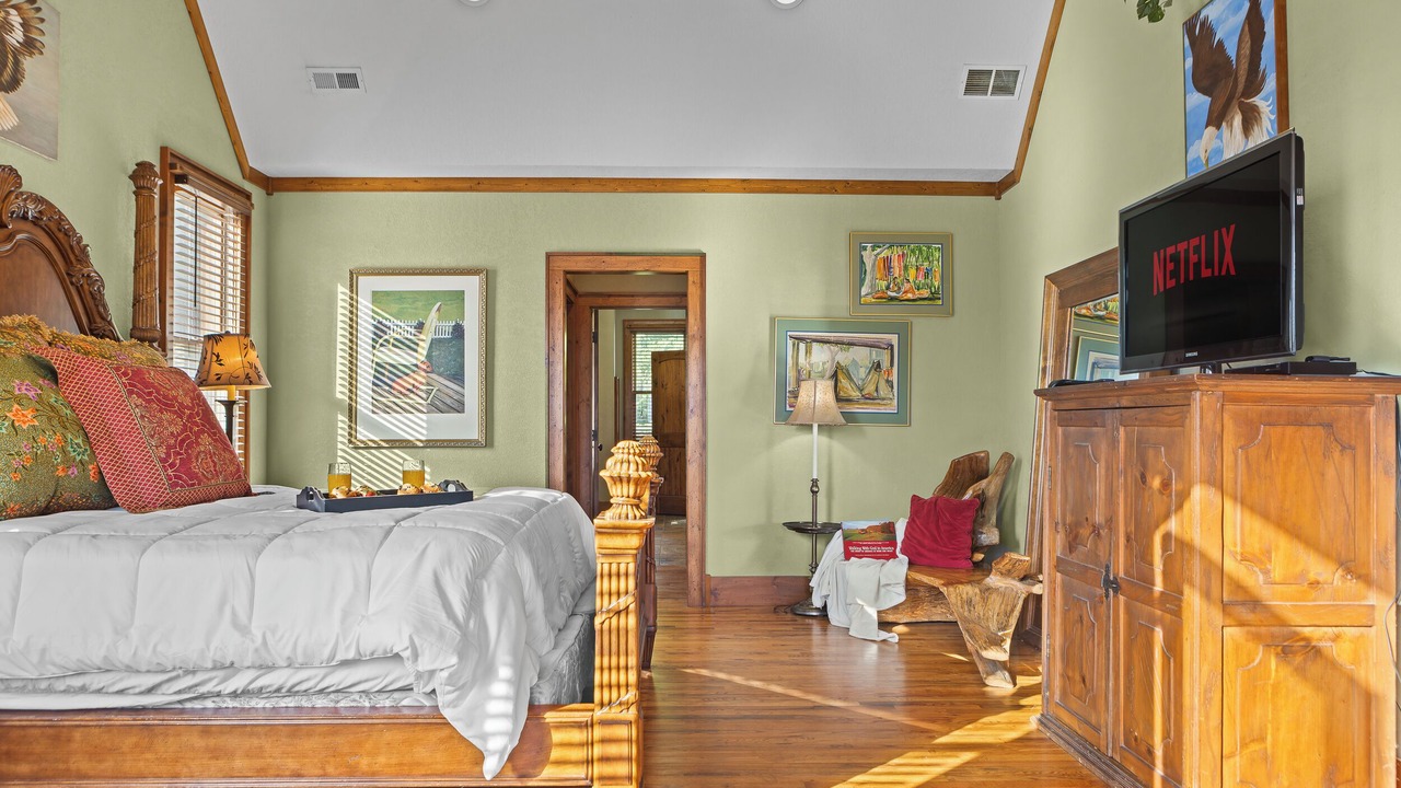 Photo of Bedroom in River Ridge