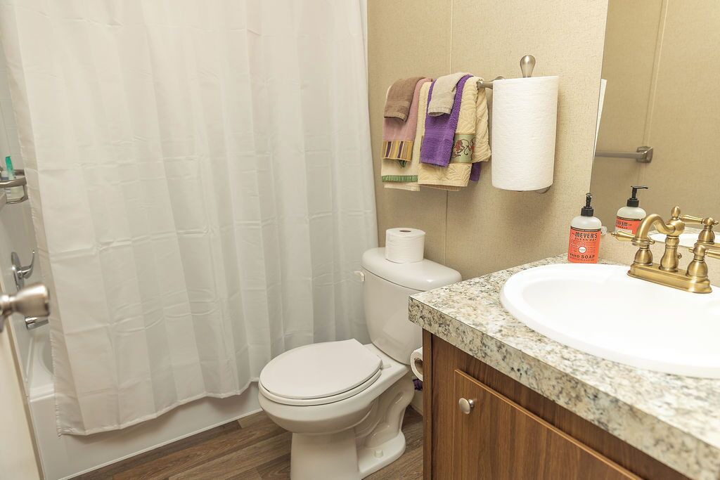 Photo of Bathroom in Alexander