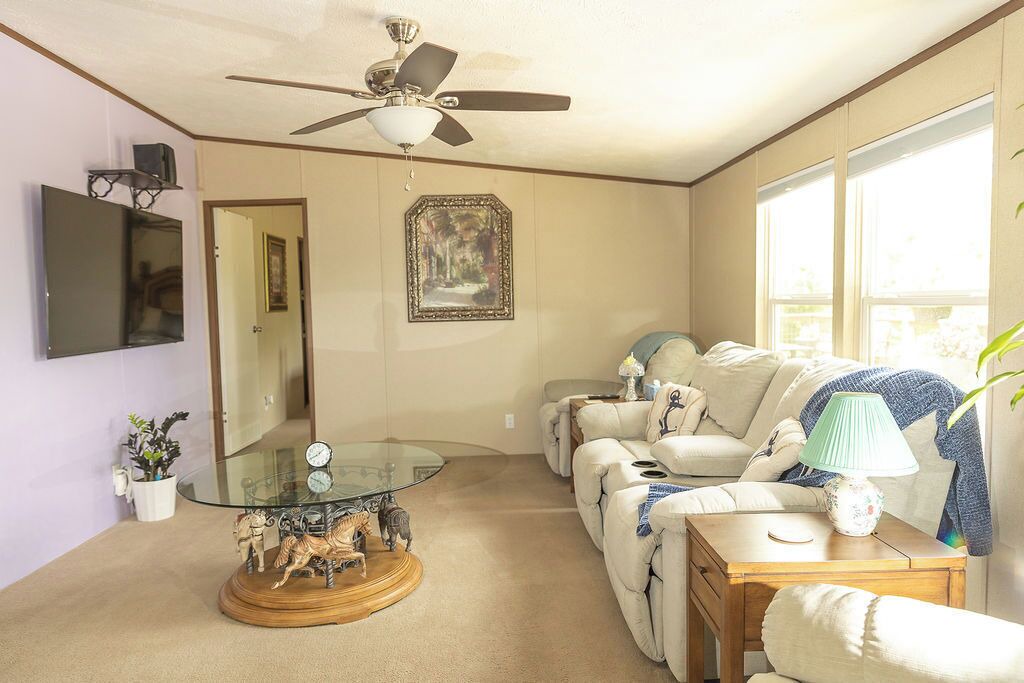 Photo of Livingroom in Alexander