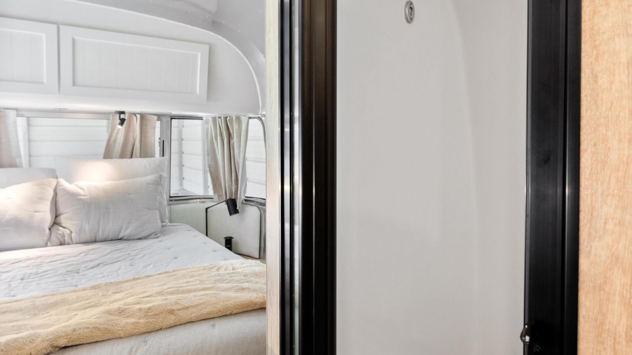 Photo of Bedroom in Riverland Terrace