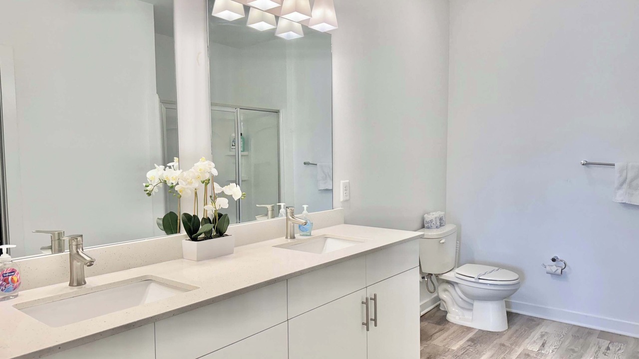 Photo of Bathroom in Old Fourth Ward