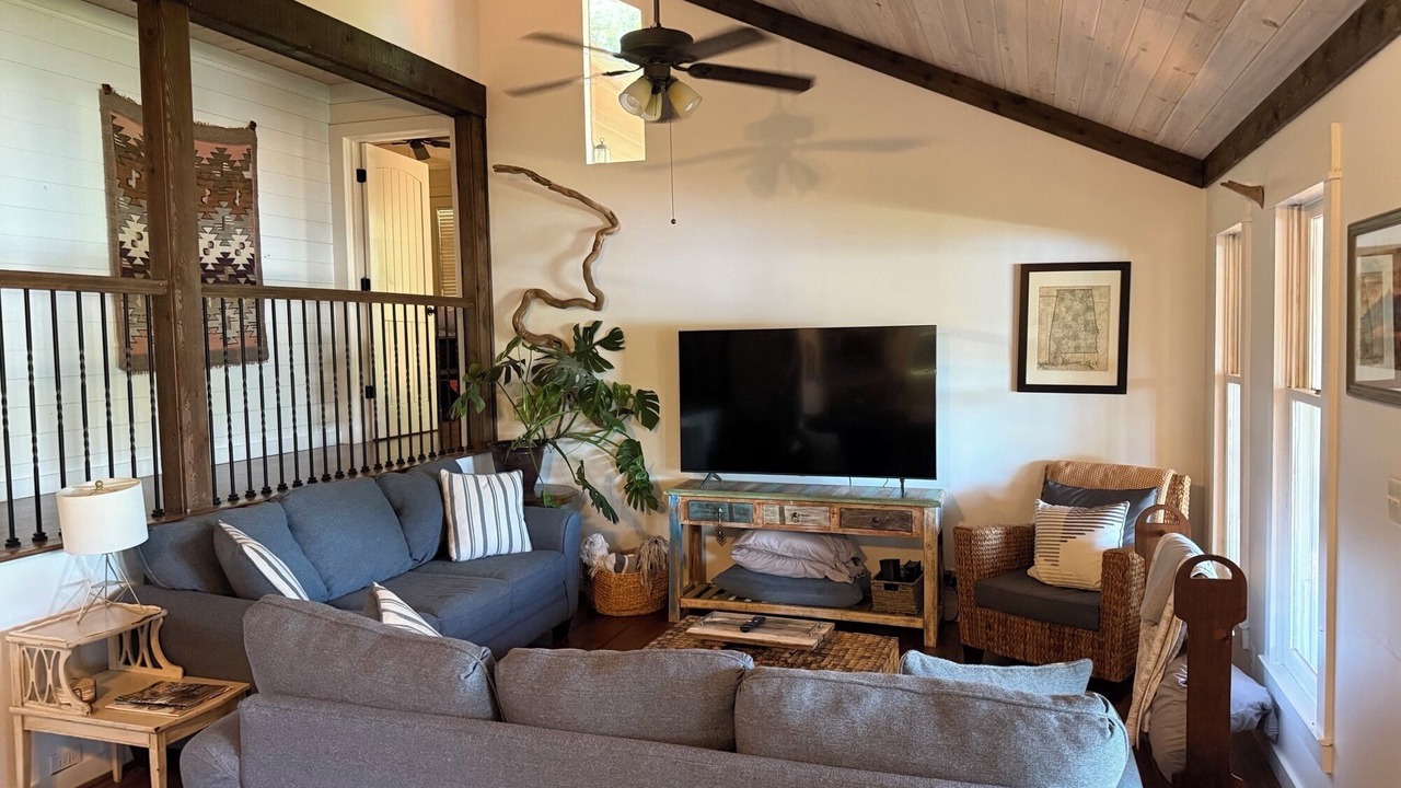 Photo of Livingroom in Dadeville
