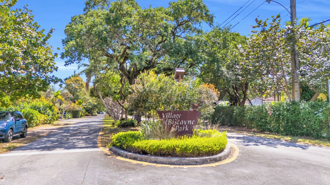 Photo of Outdoor in North Miami