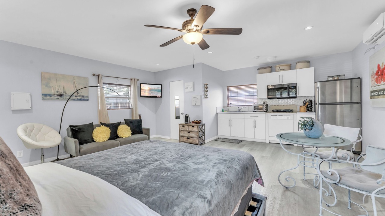 Photo of Bedroom in North Miami