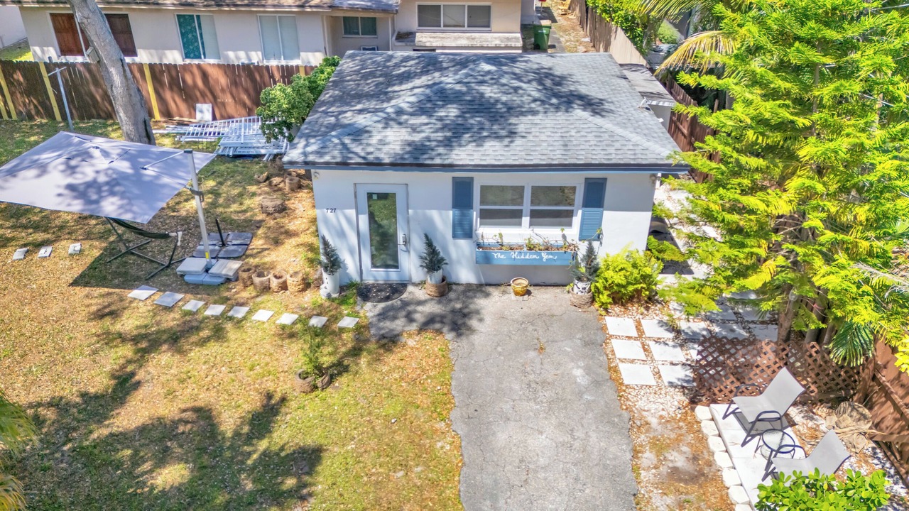 Photo of Outdoor in North Miami