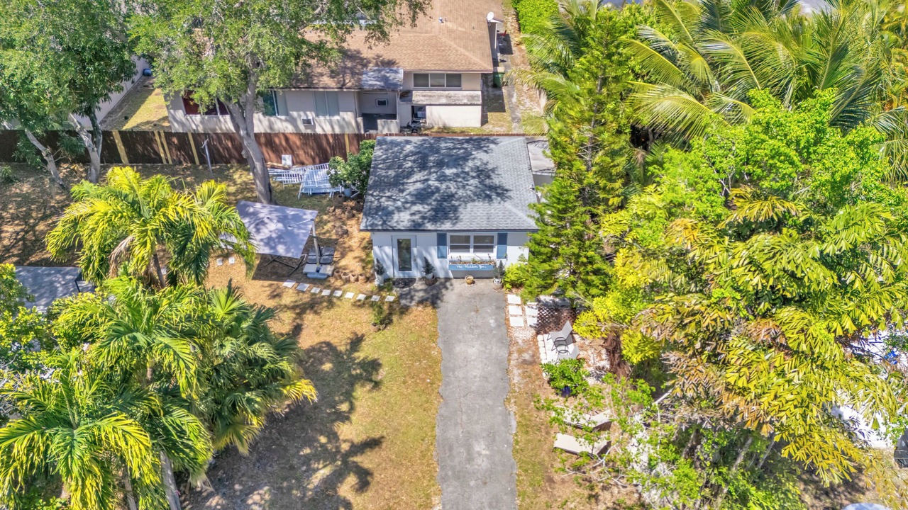 Photo of Outdoor in North Miami