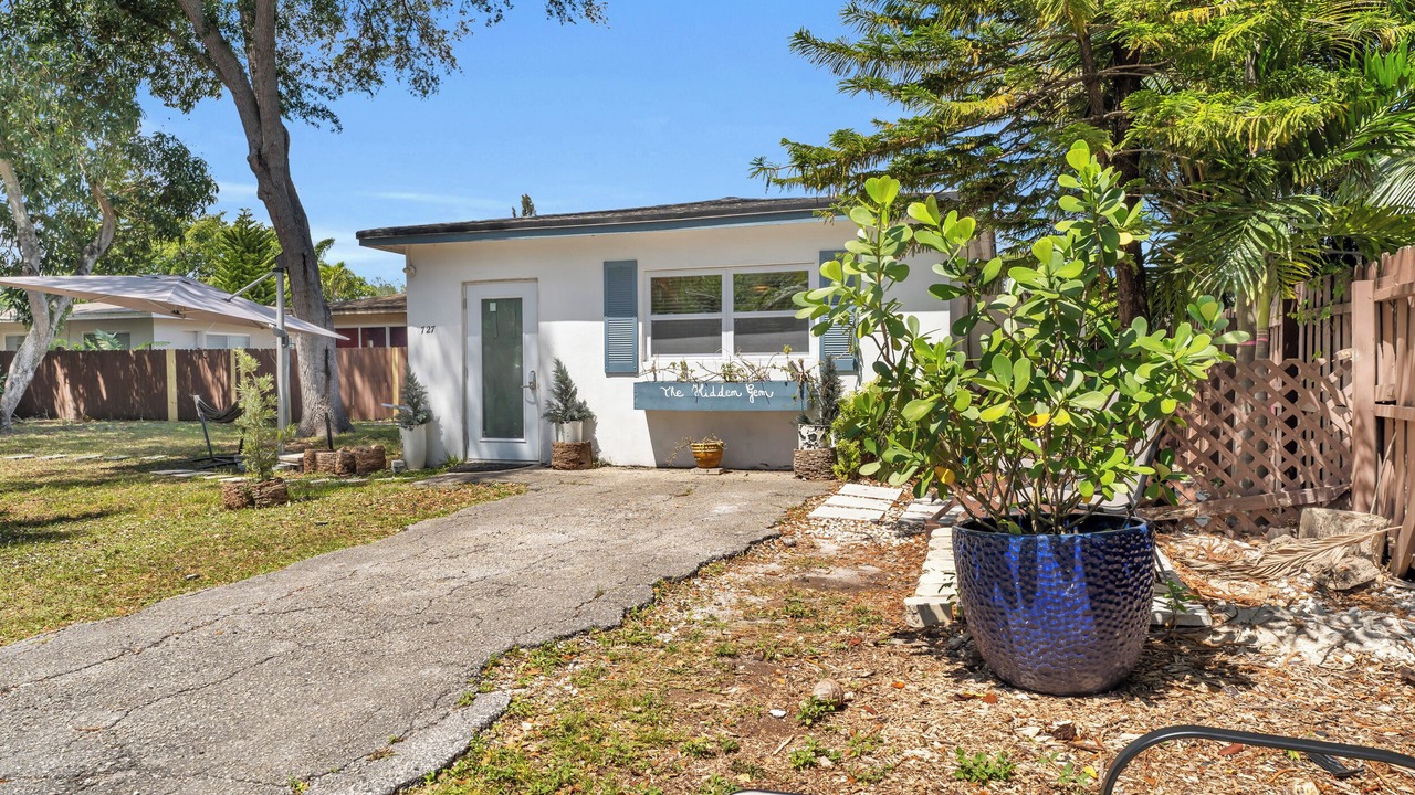 Photo of Patio Balcony in North Miami