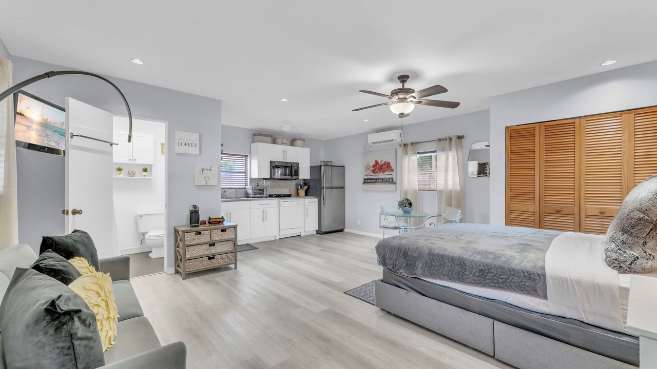 Photo of Bedroom in North Miami