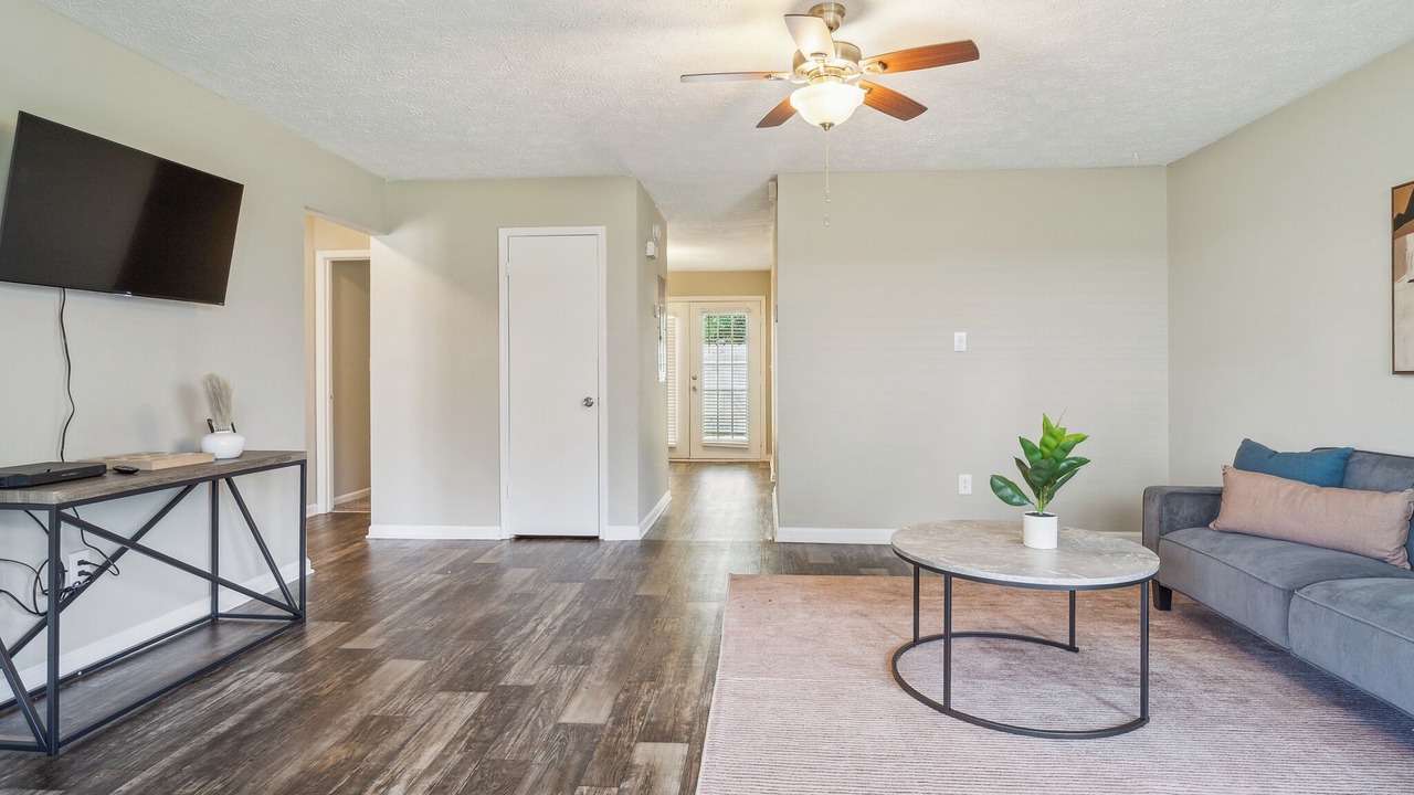 Photo of Livingroom in Ellenwood