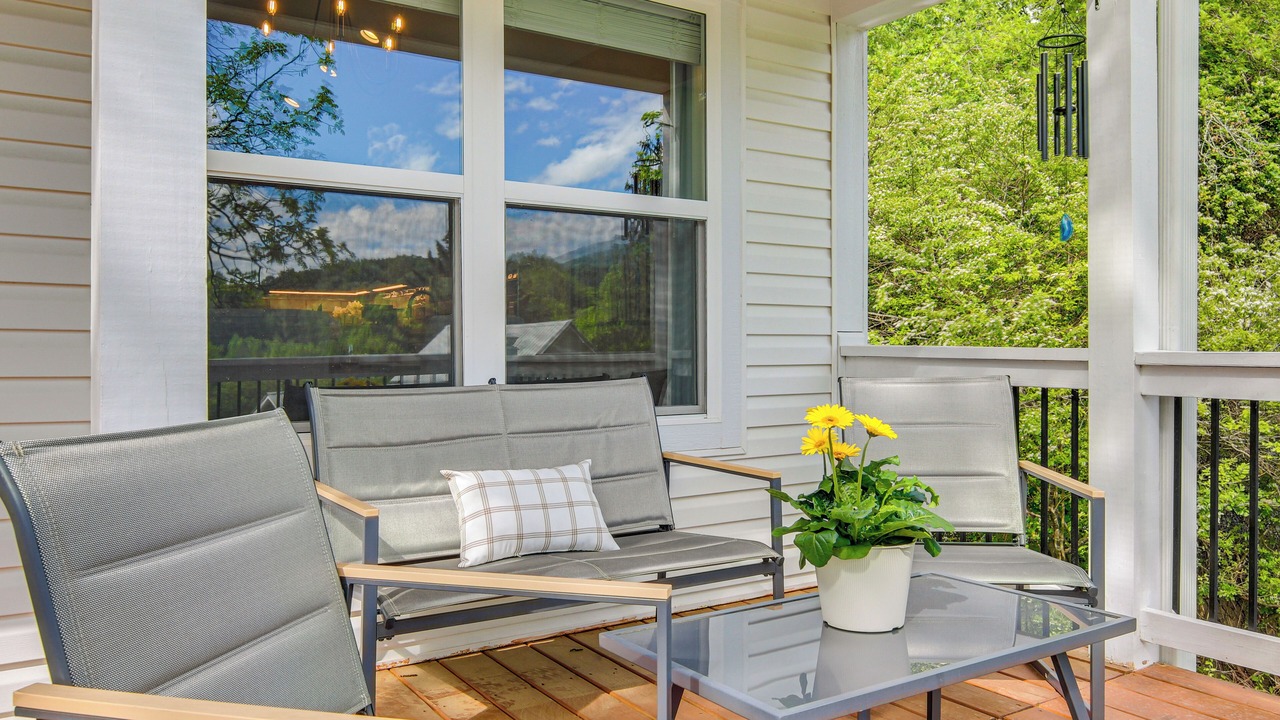 Photo of Patio Balcony in Waynesville