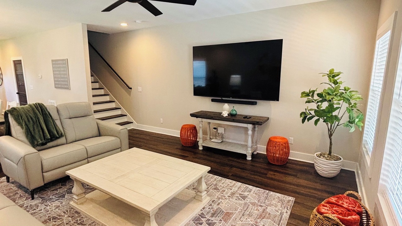 Photo of Livingroom in Dandridge