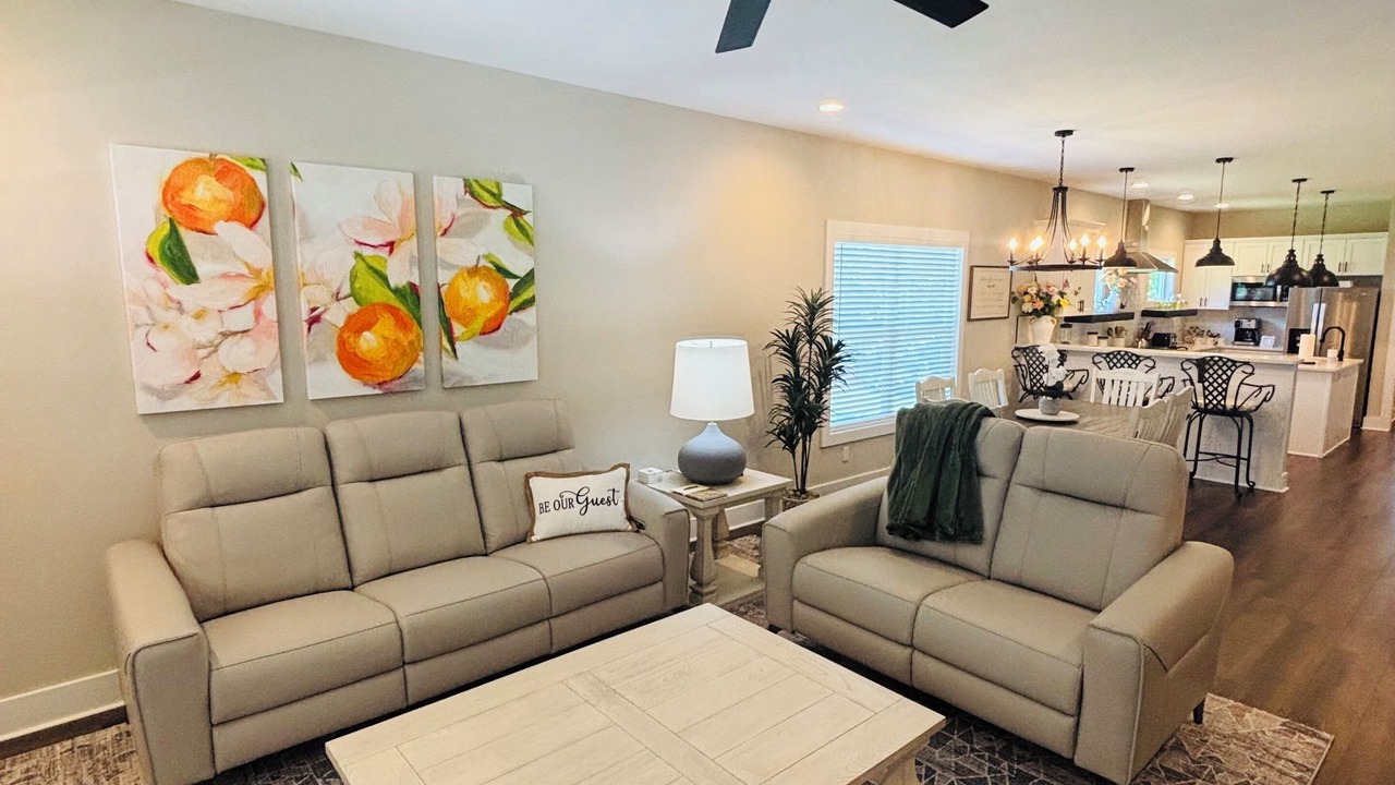 Photo of Livingroom in Dandridge