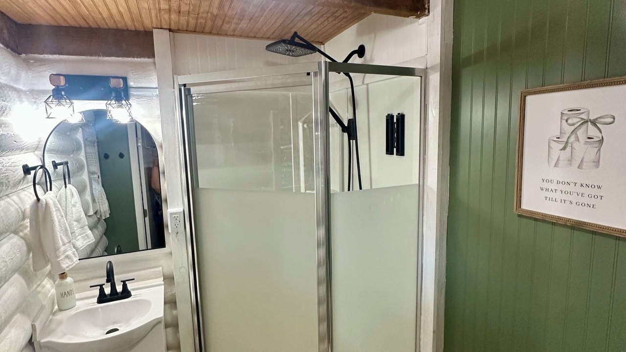 Photo of Bathroom in Sevierville