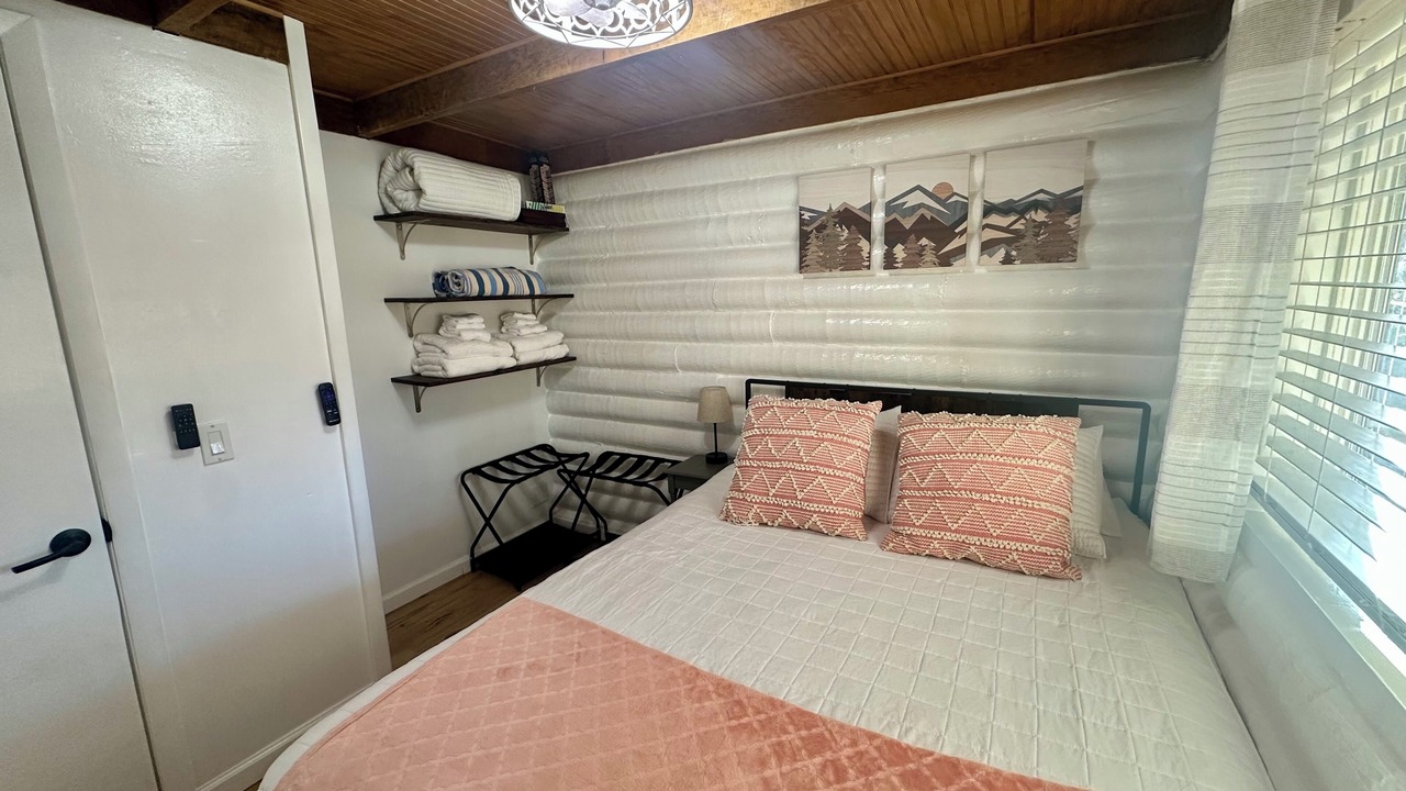 Photo of Bedroom in Sevierville
