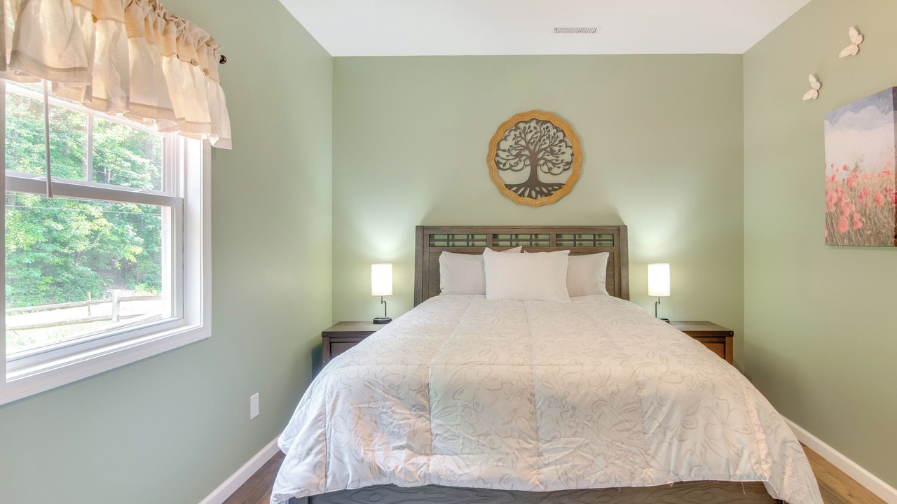 Photo of Bedroom in Newport