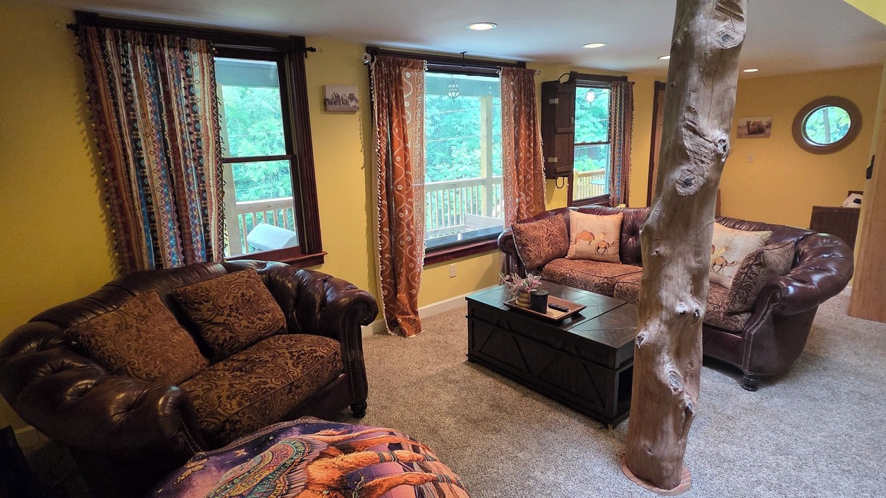 Photo of Livingroom in Marshall