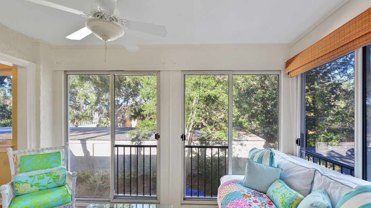Photo of Livingroom in Saint Simons Island