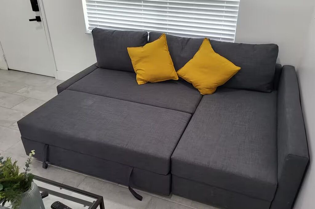 Photo of Livingroom in Hudson Beach Estates
