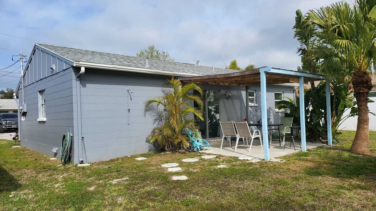 Photo of Outdoor in Hudson Beach Estates