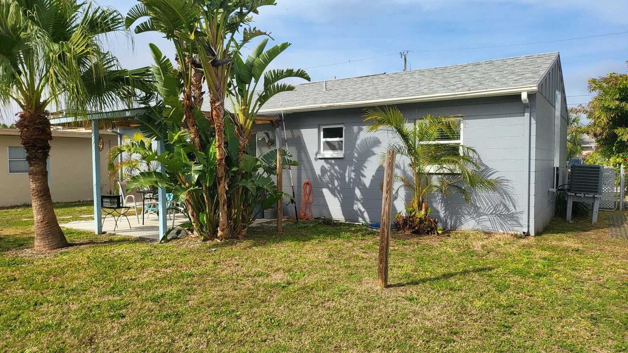 Photo of Outdoor in Hudson Beach Estates