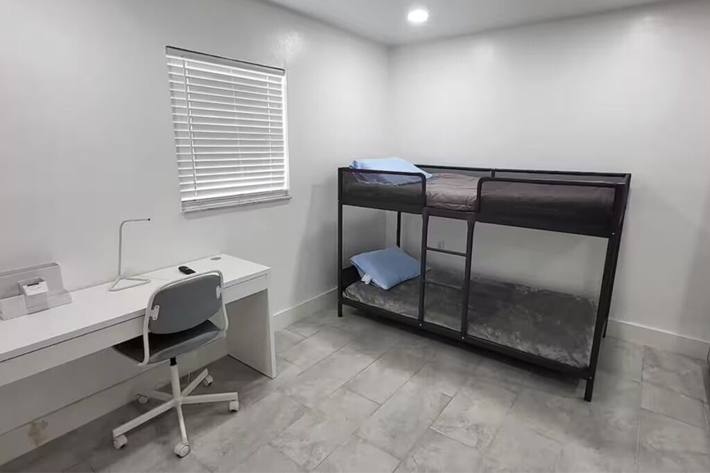 Photo of Bedroom in Hudson Beach Estates