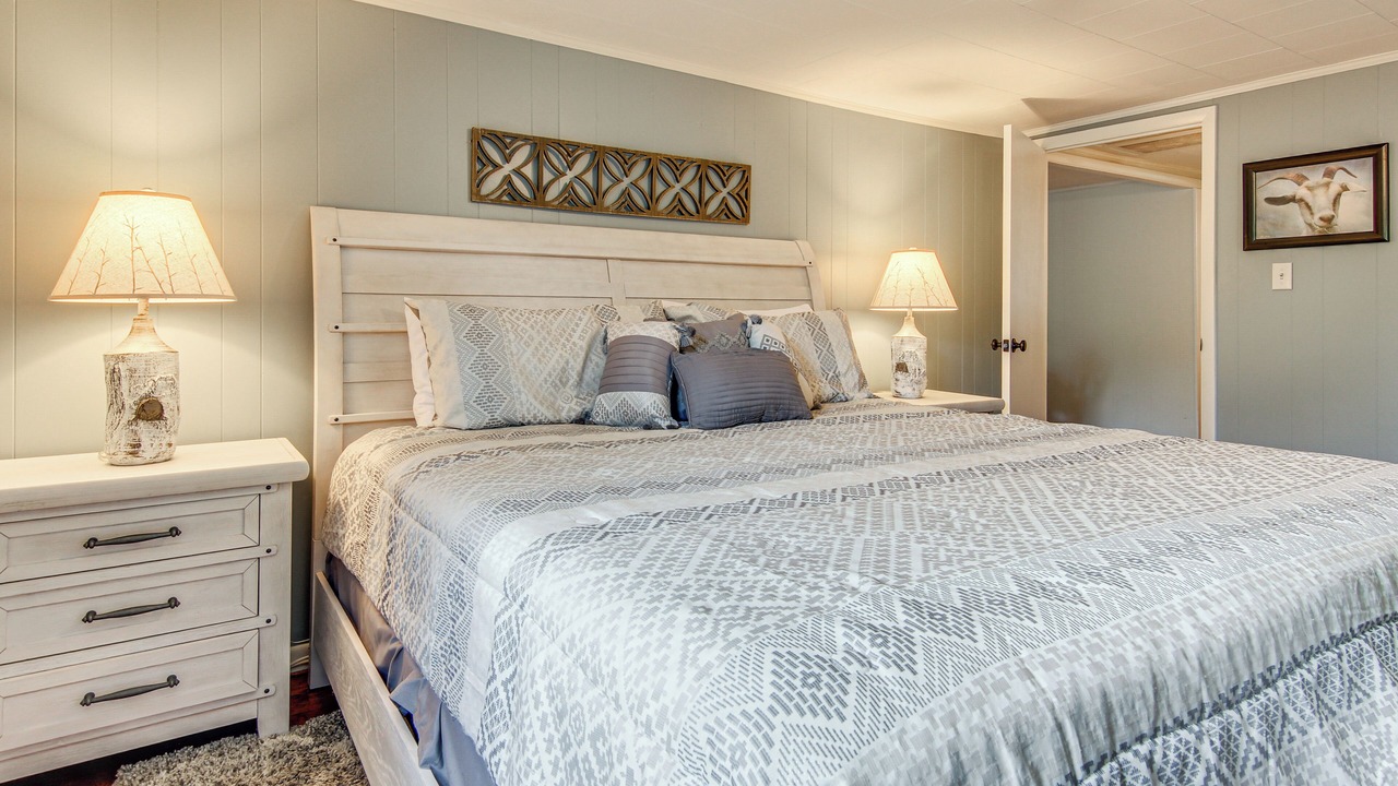 Photo of Bedroom in Canton