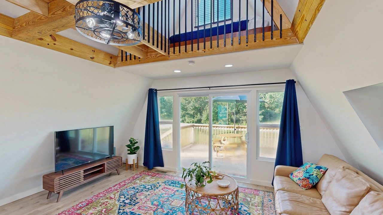 Photo of Livingroom in Leesville