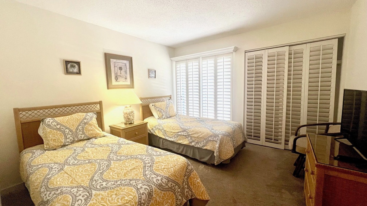 Photo of Bedroom in Seabrook Island