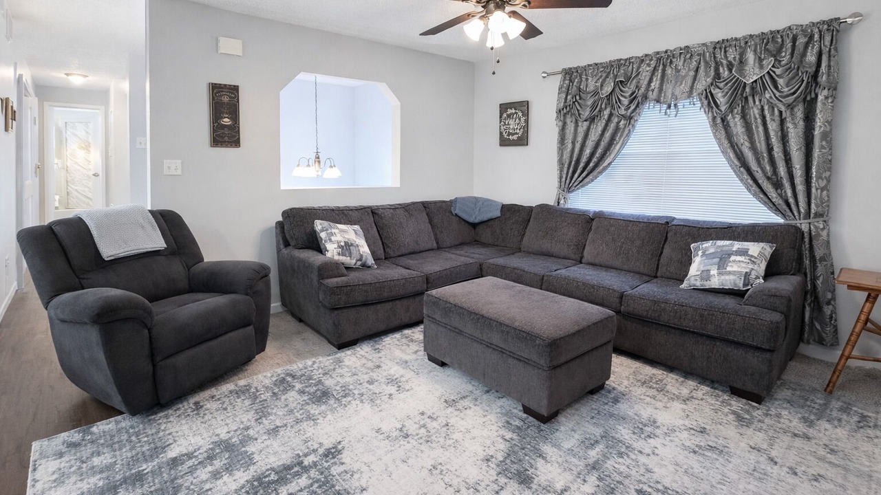 Photo of Livingroom in Dandridge