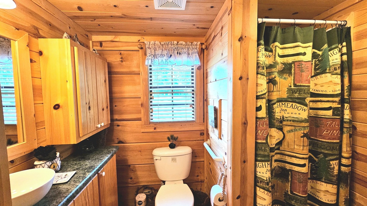 Photo of Bathroom in Sevierville