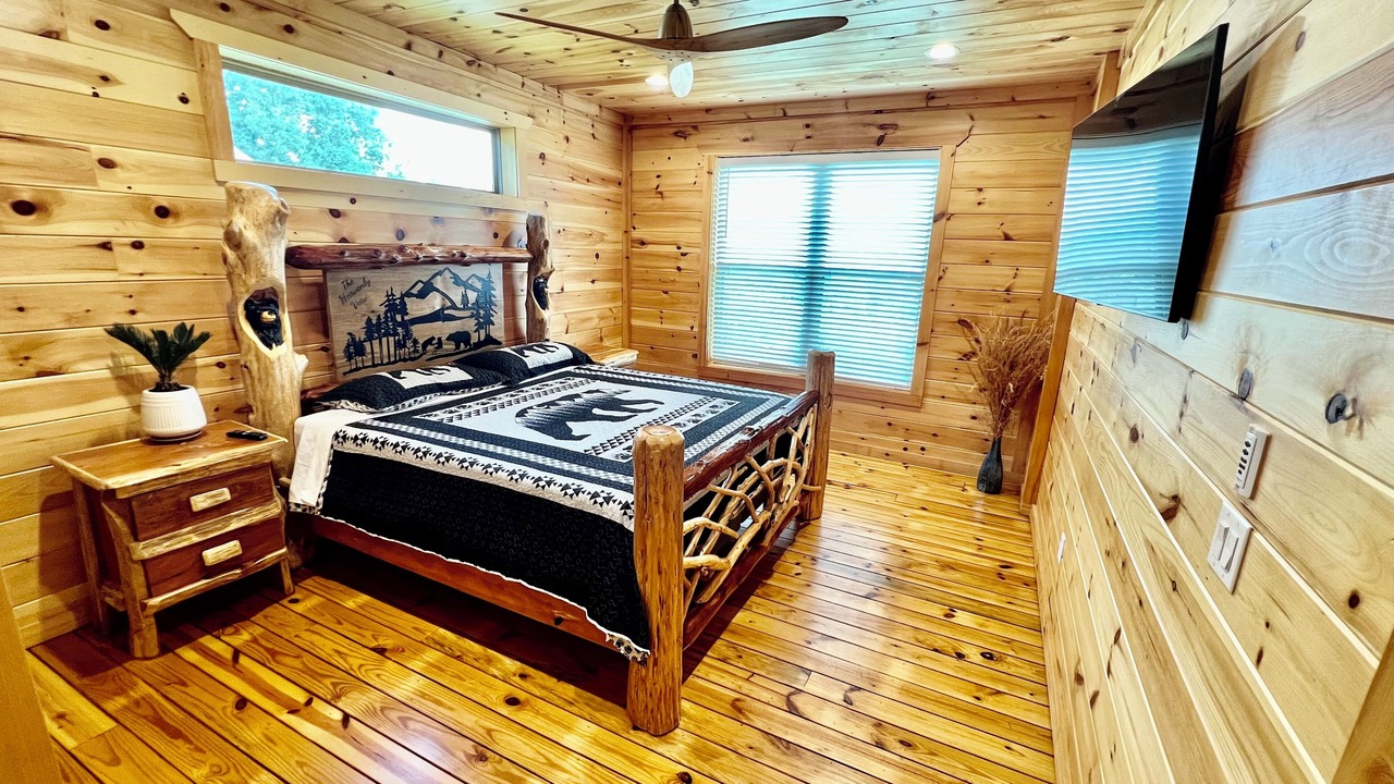 Photo of Bedroom in Kodak