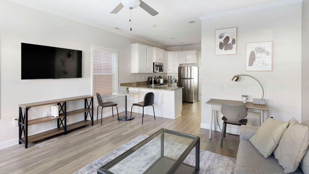 Photo of Livingroom in Huntsville
