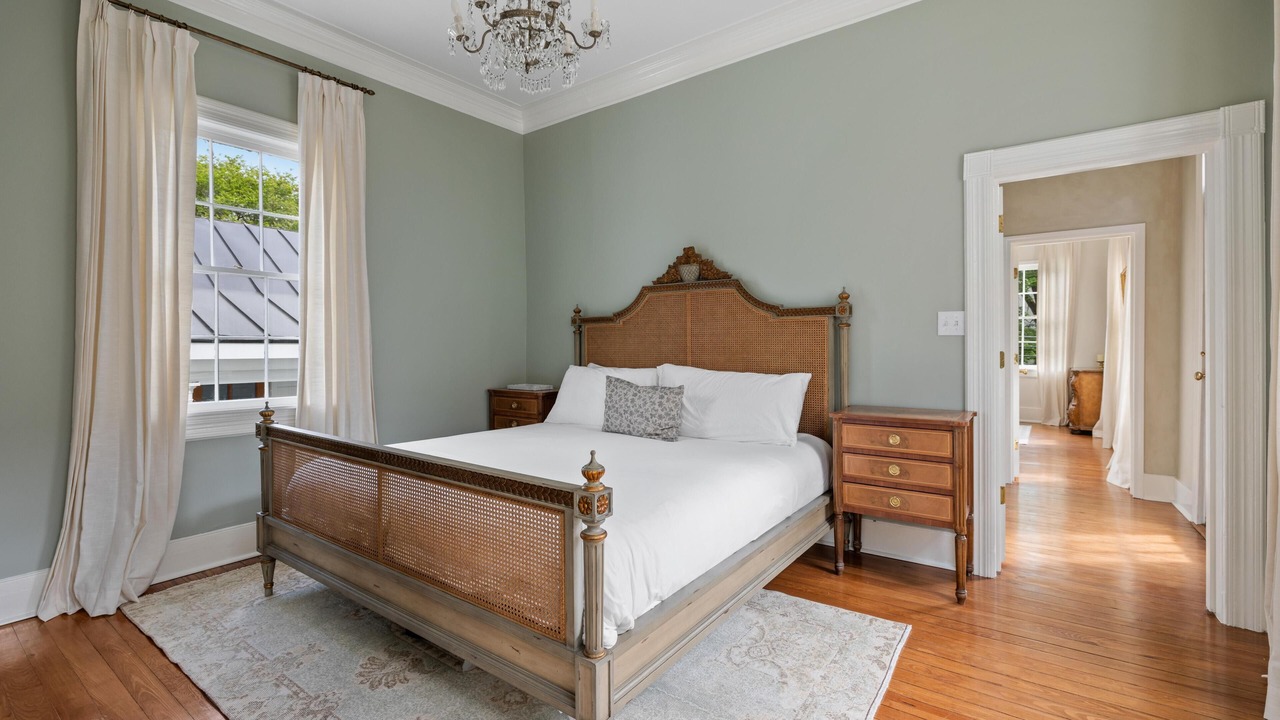 Photo of Bedroom in Harleston Village