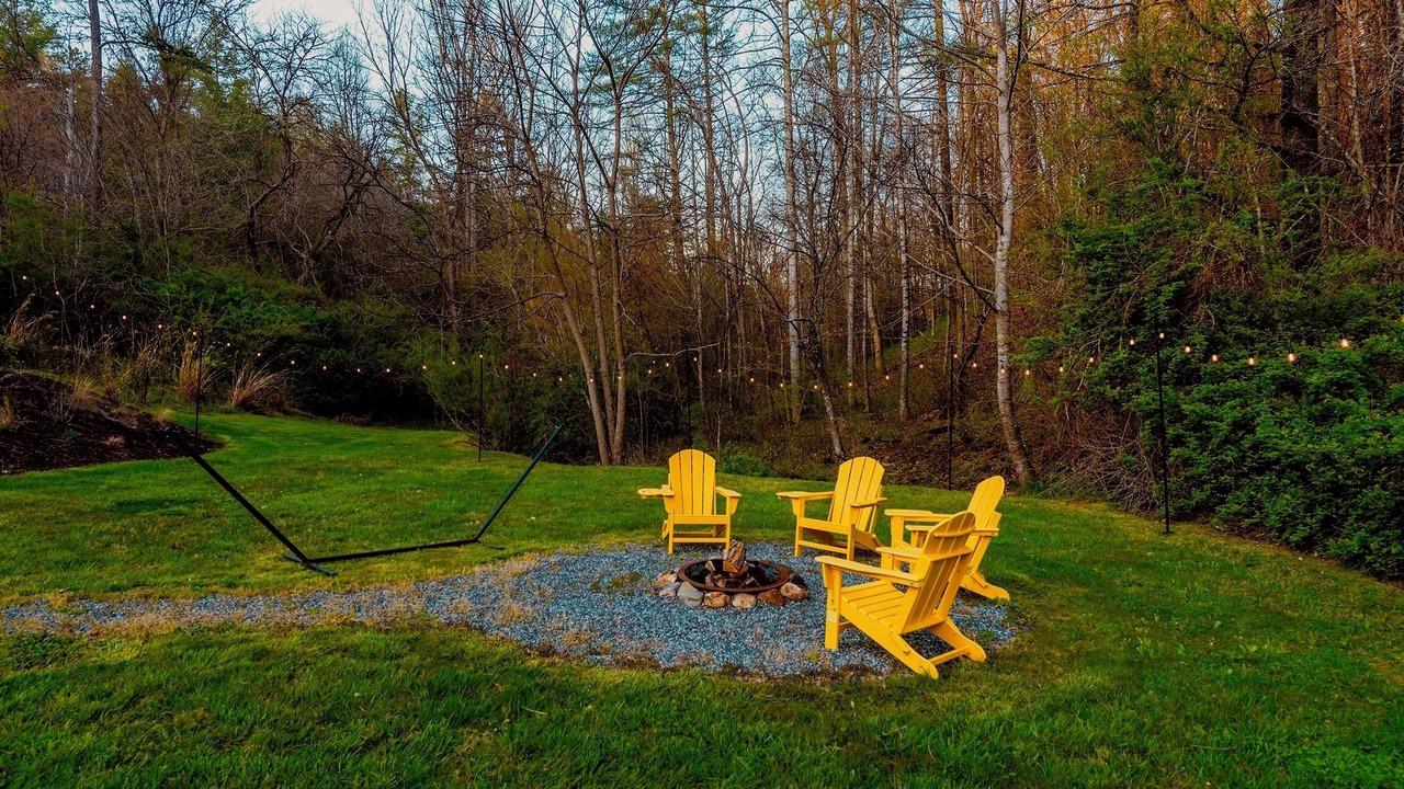 Photo of Outdoor in Weaverville