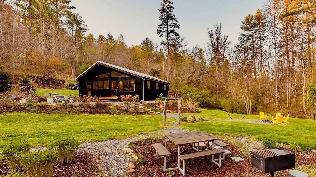 Photo of Outdoor in Weaverville