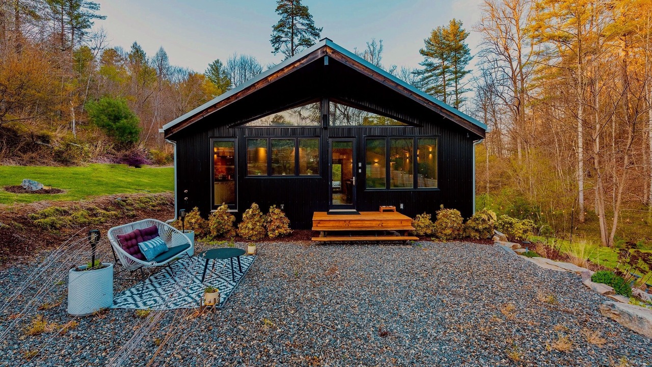 Photo of Outdoor in Weaverville