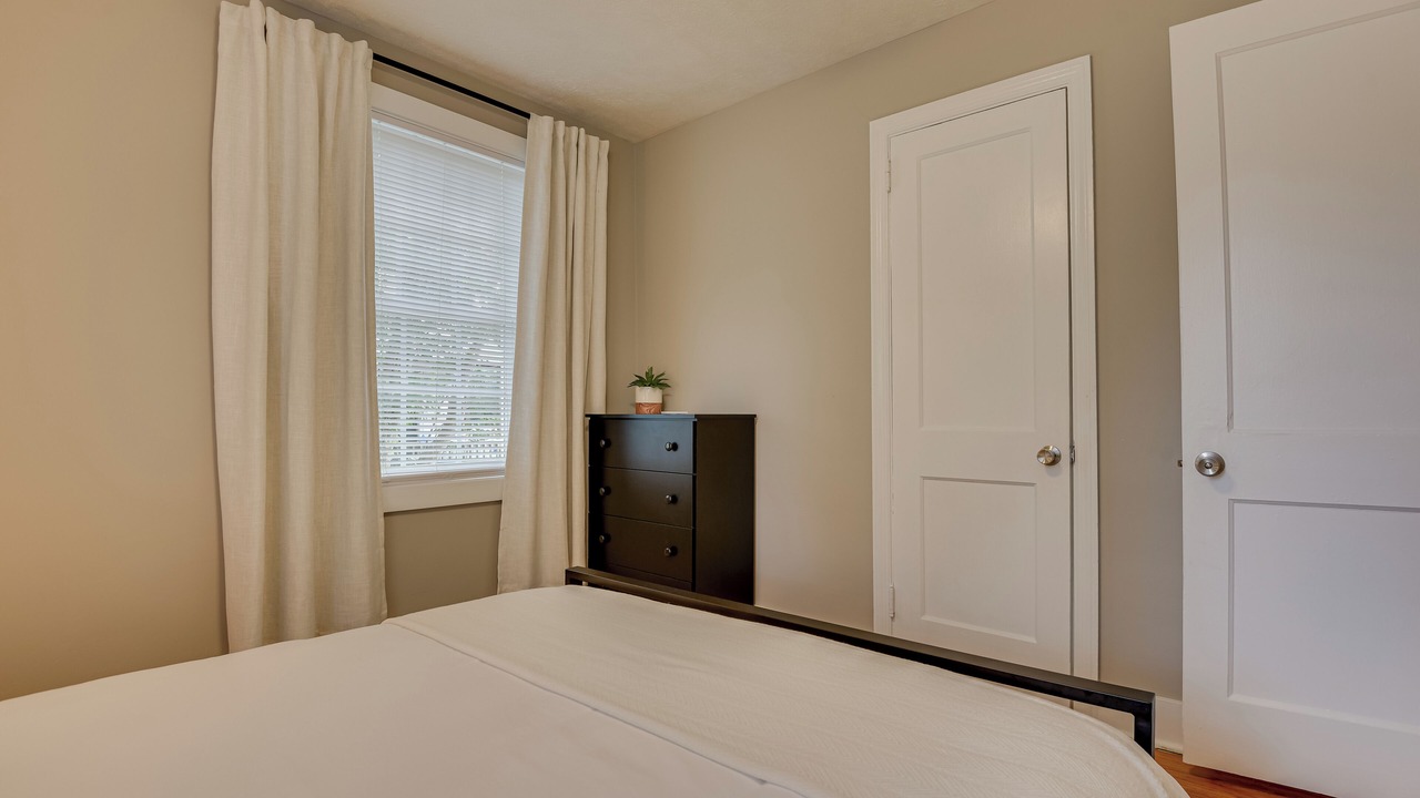 Photo of Bedroom in Augusta