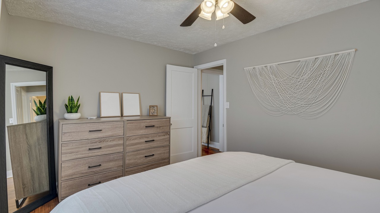 Photo of Bedroom in Augusta