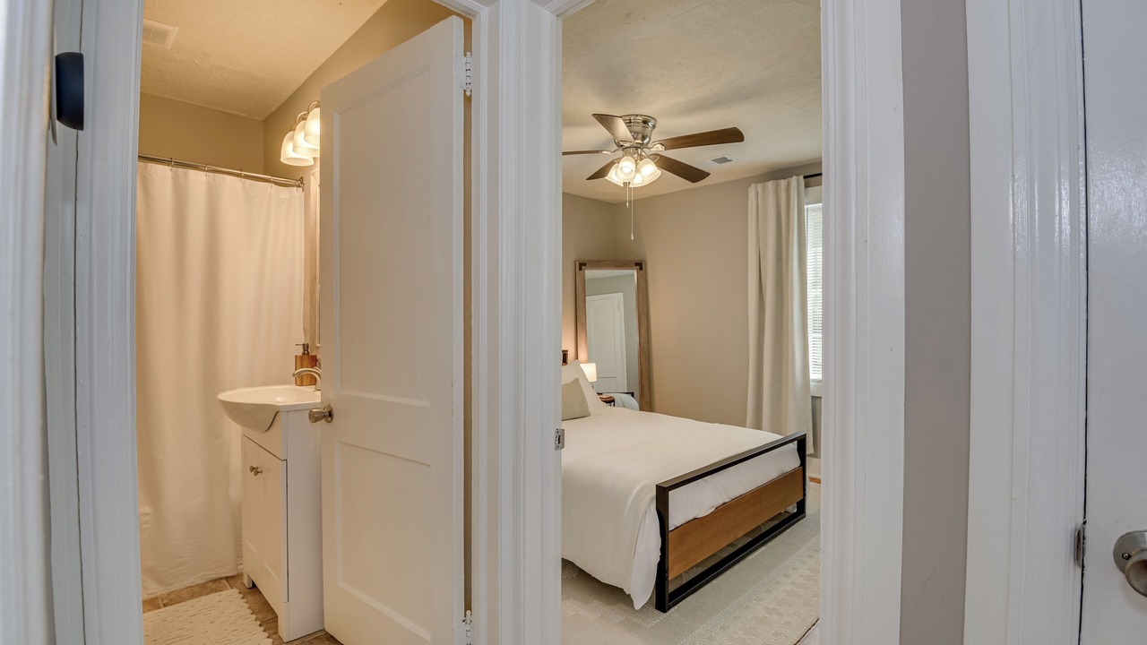 Photo of Bedroom in Augusta