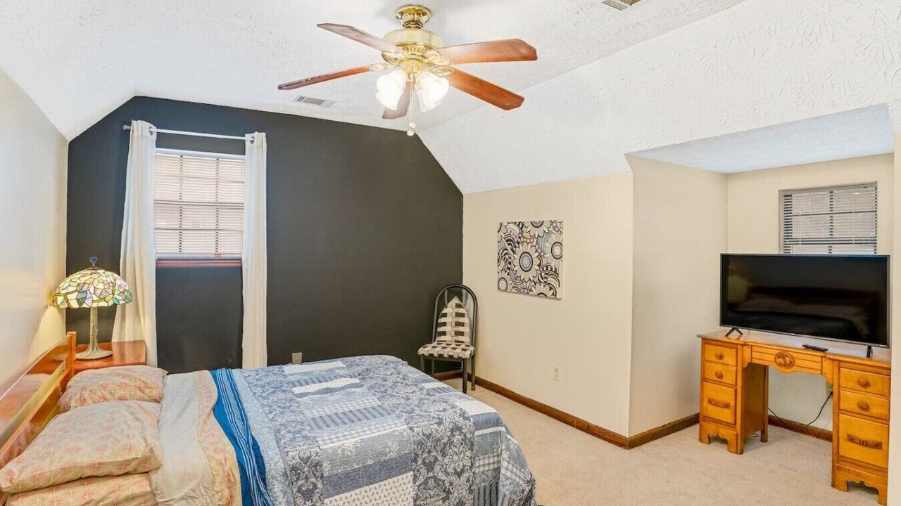 Photo of Bedroom in Church Street