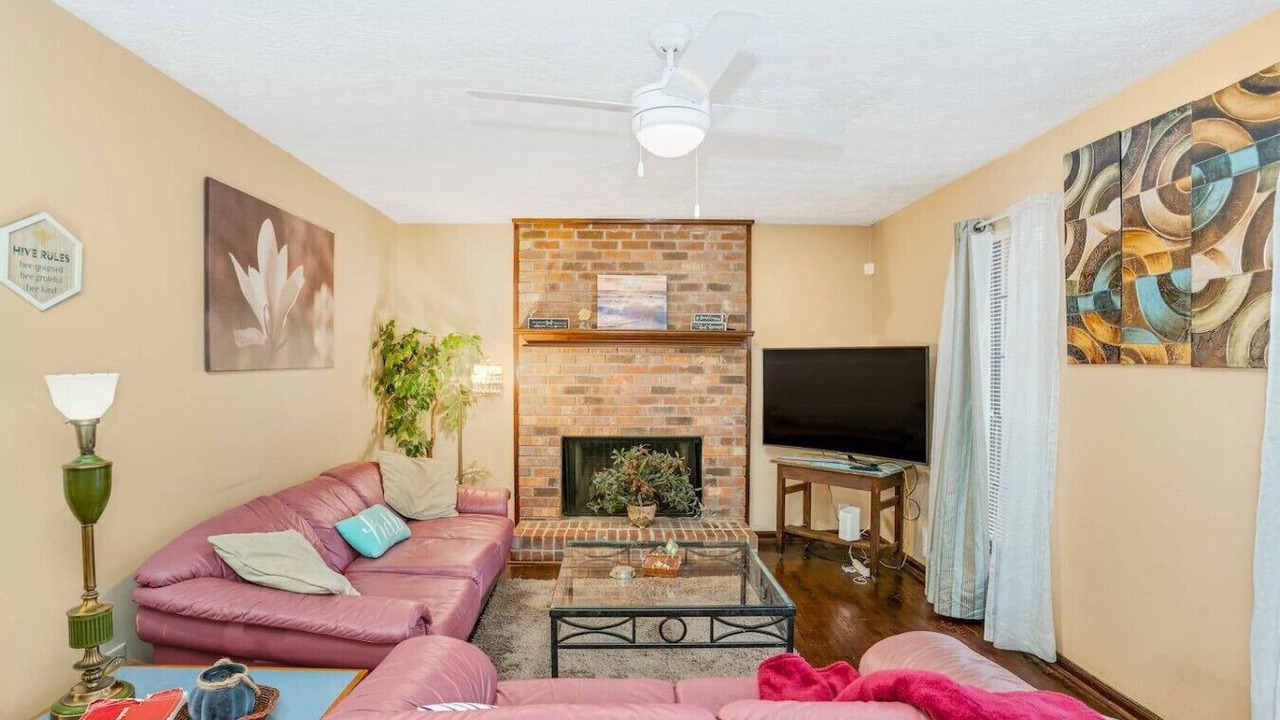 Photo of Livingroom in Church Street