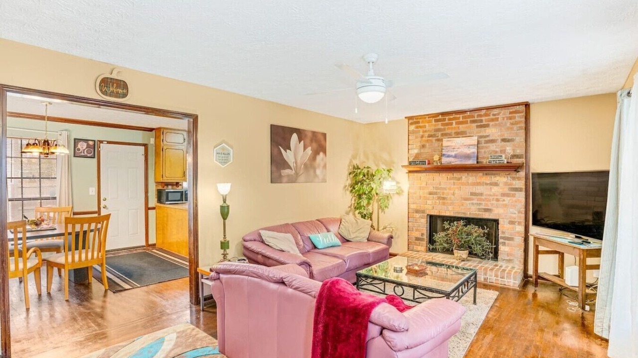 Photo of Livingroom in Church Street