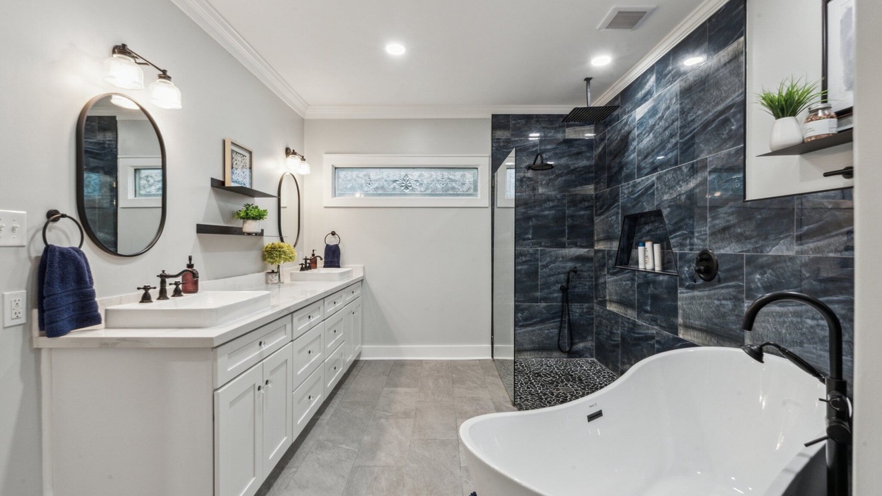 Photo of Bathroom in Gulfport