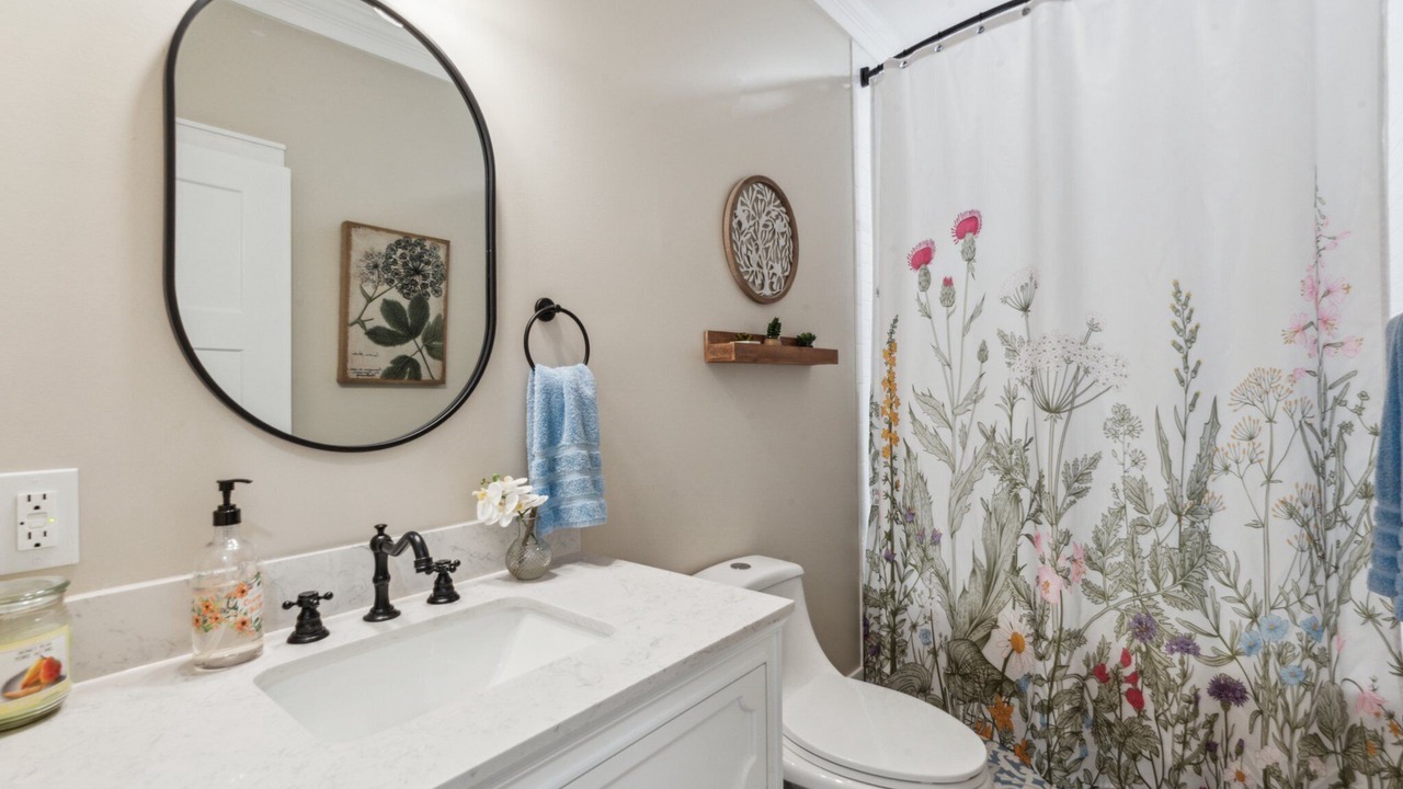 Photo of Bathroom in Gulfport